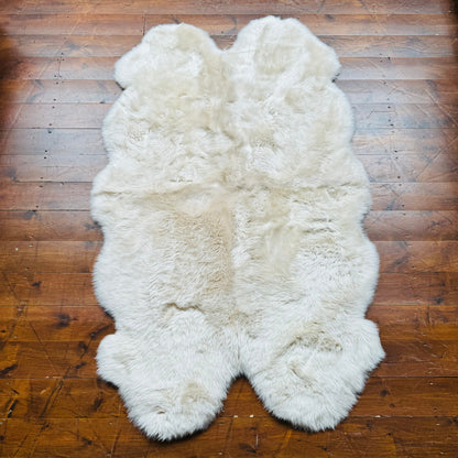 Sheepskin Rug (Various Sizes)